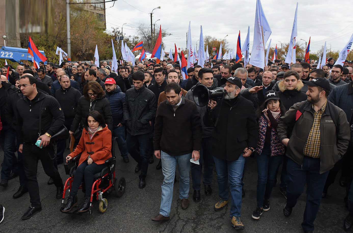 Трудовая армения сегодня. Nikol Pashinyan 2008. Революция в Армении 2018.